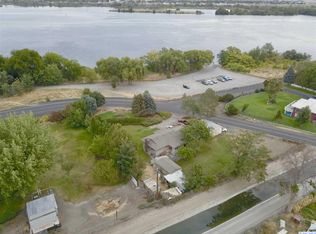 17104 S Finley Rd, Kennewick, WA 99337