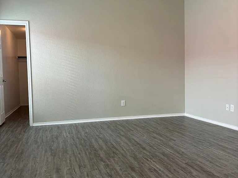 11405 Gloriosa Dr — Photo 15