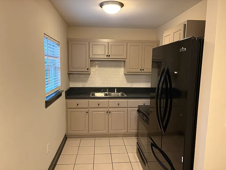 1322 Euclid Ave NE #3B — Photo 5
