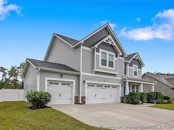 4th image of 1074 Saint Johns Loop