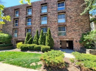 3445 N Oakland Ave, Milwaukee, WI 53211