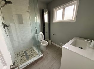 435 Glasgow Dr, Pacifica, CA