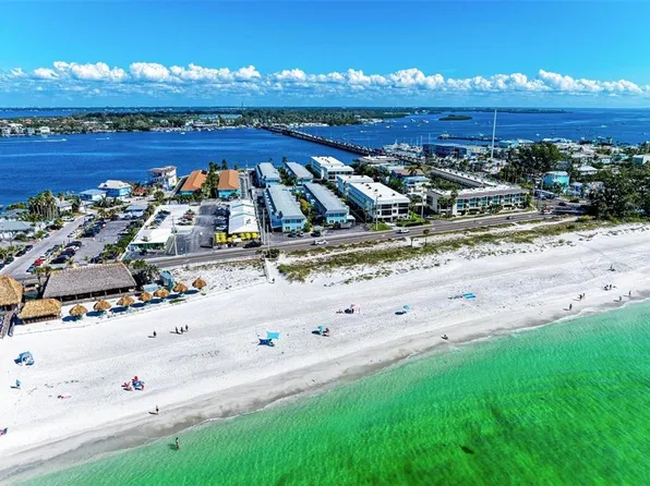 611 Gulf Dr N Unit B16, Bradenton Beach, FL 34217