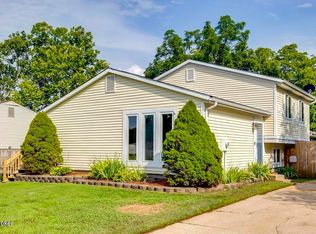 7431 W Orchard Grass Blvd, Crestwood, KY 40014