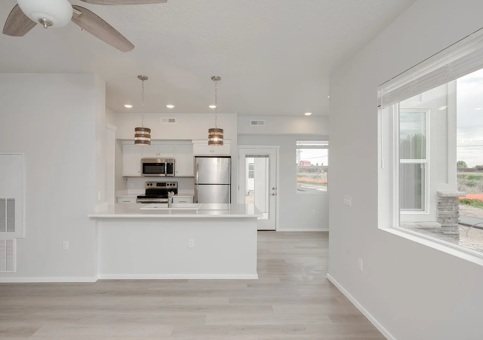 Now Leasing! Brand New, Location, Community, Quality Living! — Photo 4