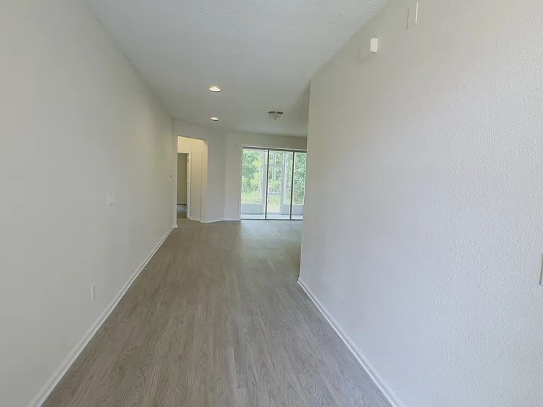 2849 Copperwood Ave — Photo 3