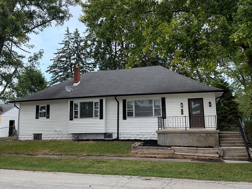501 Henry St