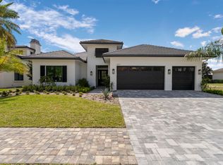 207 SE Bella Strano, Port Saint Lucie, FL 34984