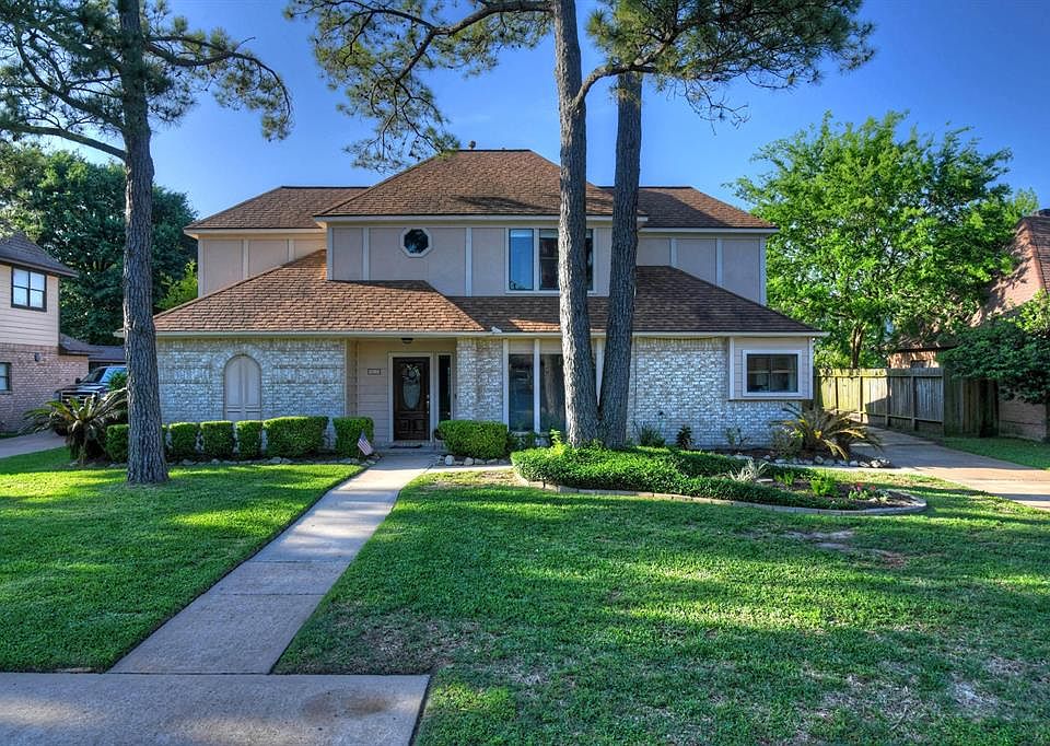 1st image of 10223 Great Plains Ln