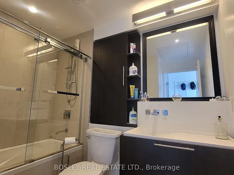 101 Charles St E #4709 — Photo 7