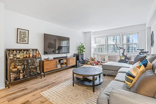 Sold by NestApple, Inc. | media 1