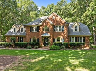 5 Sagamore Pl, Hillsborough, NC 27278