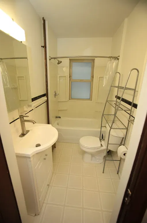 Studio, 325 sqft, $1,350 — Photo 4