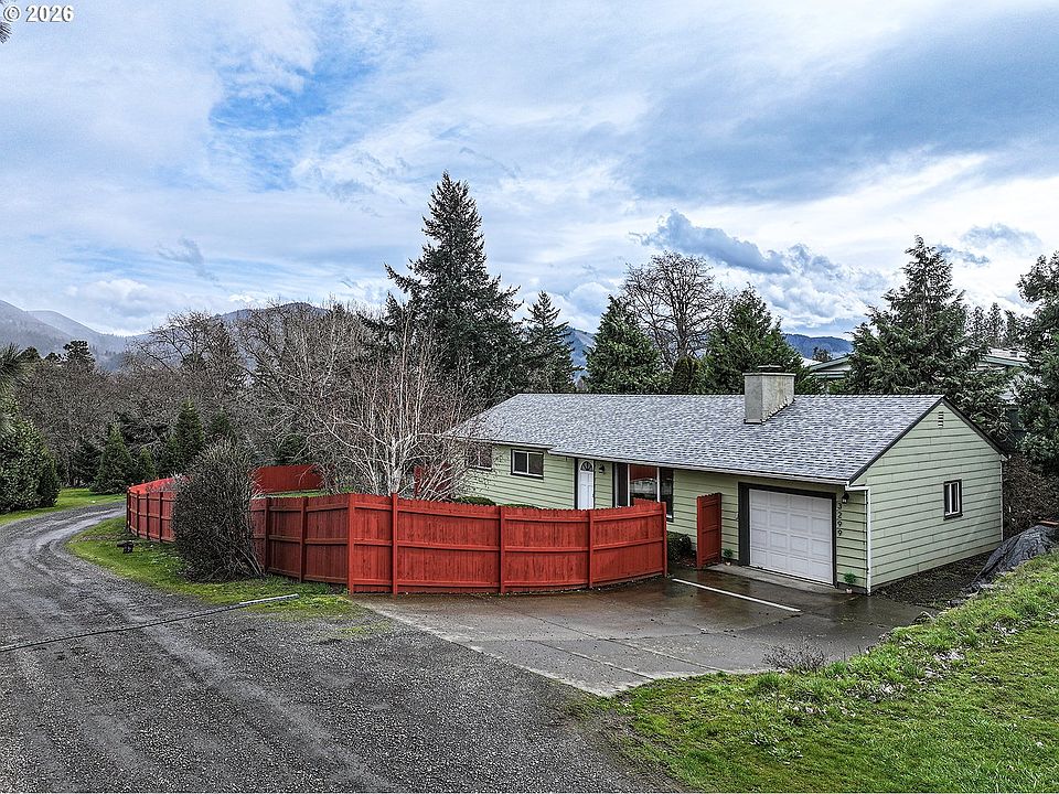 1st image of 3299 Durland Dr
