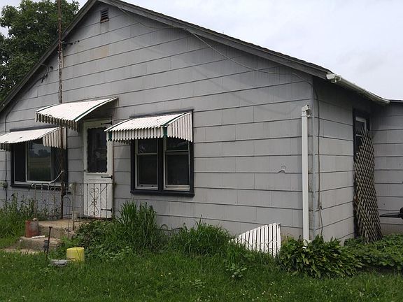 2nd image of N6830 N Farmington Ln #6832