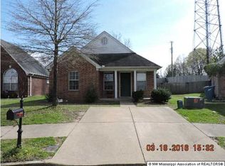 9847 Devon Ridge Dr, Olive Branch, MS 38654