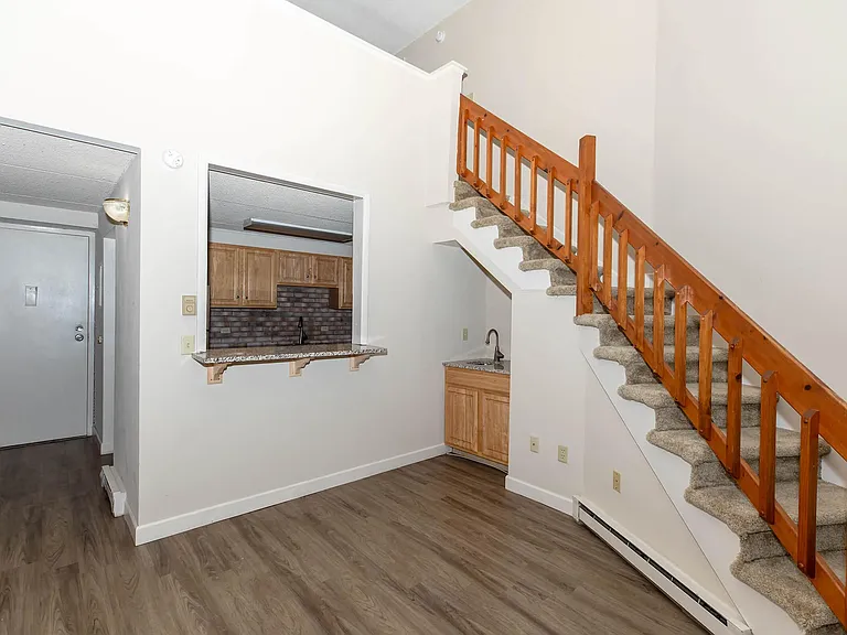 Saratoga Place — Photo 12