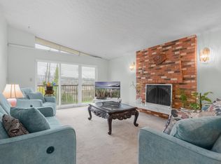 5486 Manor St, Burnaby, BC V5G1B7