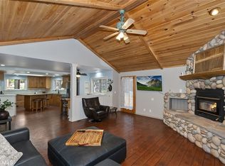 31722 Luring Pines Cir, Running Springs, CA 92382