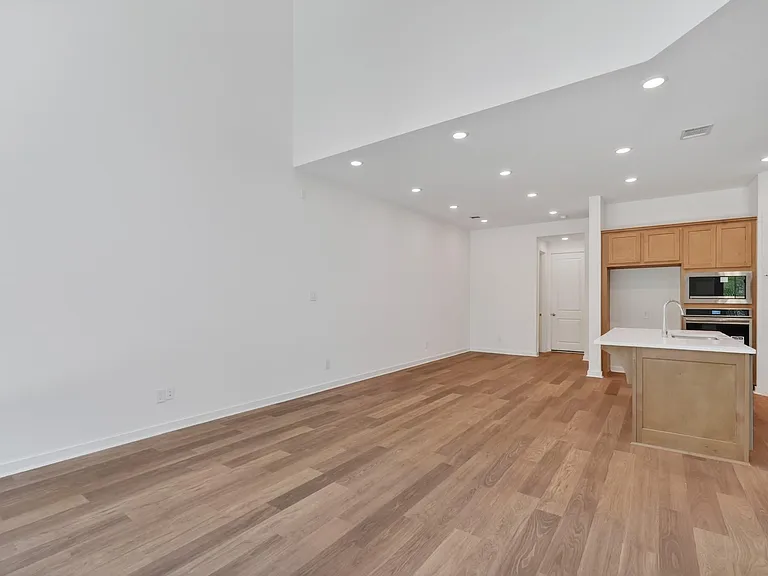 113 Cypress Pond Pl — Photo 14
