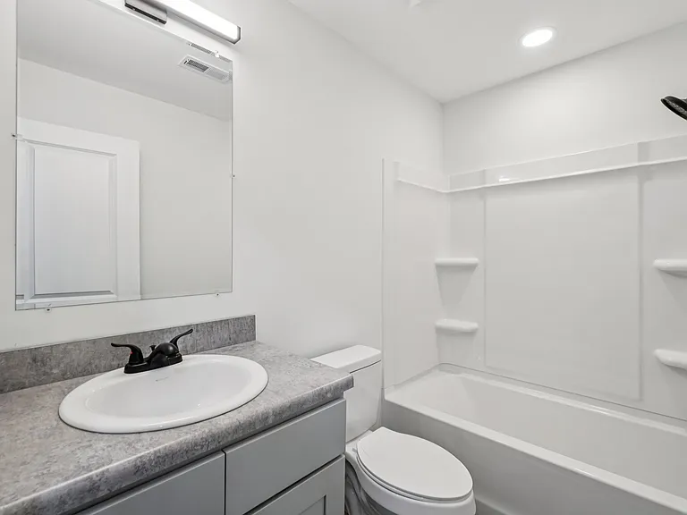 Grayhaven Marina Village - Apartments & Townhomes — Photo 27