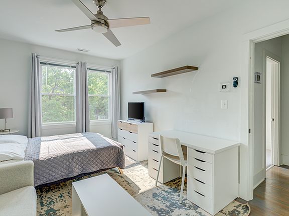 3rd image of 4902 9th St NW
