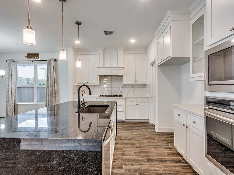 9448 Middle Ground Pl — Photo 8