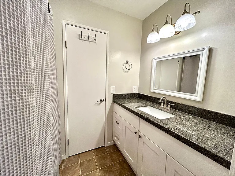 5800 Lake Murray Blvd #14 — Photo 11