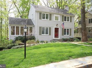 3207 Circle Hill Rd, Alexandria, VA 22305