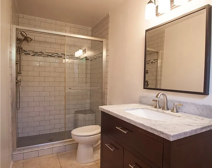 121-4 S Juanita Ave — Photo 21