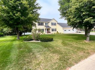 731 Capwood Ave, Litchfield, MN 55355