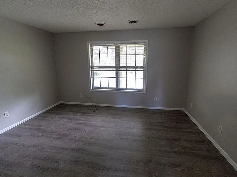 2904 Leeway Dr #B — Photo 8