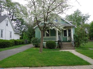 12 Oxford Ave, Gloucester City, NJ 08030