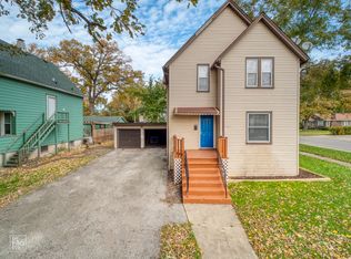 1102 Argonne Dr, North Chicago, IL 60064