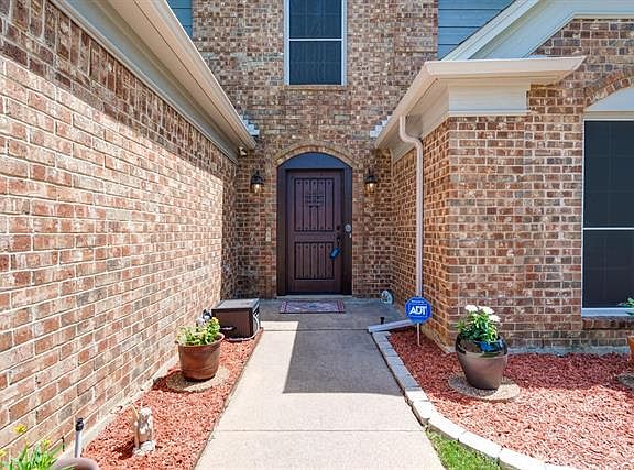 3rd image of 6848 Moss Ln