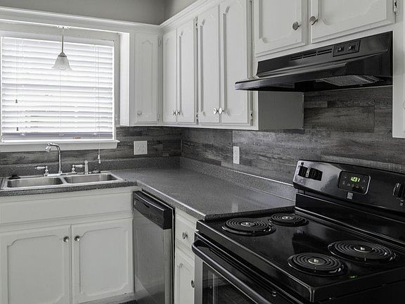 Rock Canyon kitchen