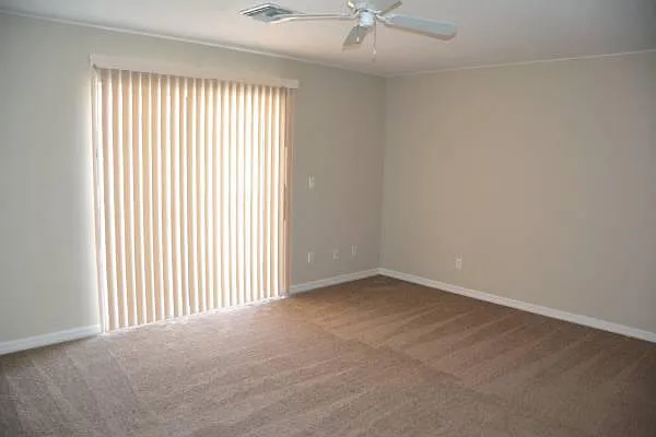 7392 Mead Dr — Photo 9