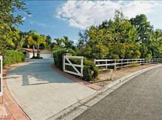 792 Thomas St, Oak View, CA 93022