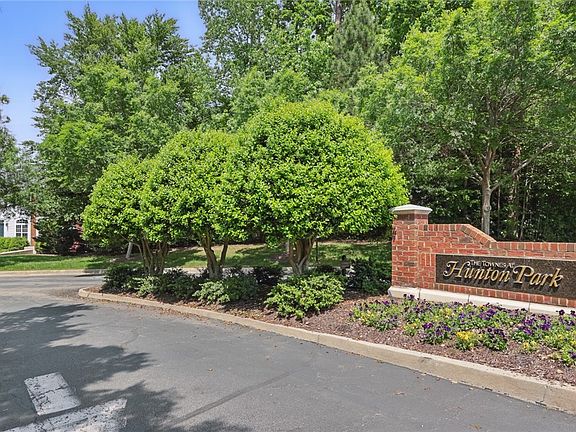 2nd image of 11448 Abbots Cross Ln