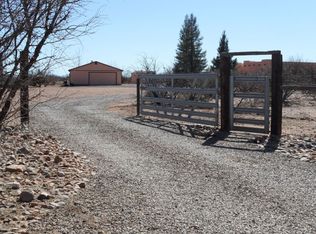 8020 E Dakota Rd, Hereford, AZ 85615