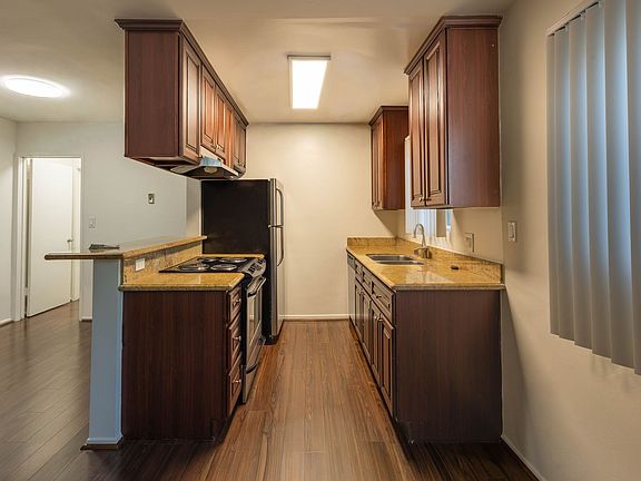 5th image of 1204 California Ave APT 7