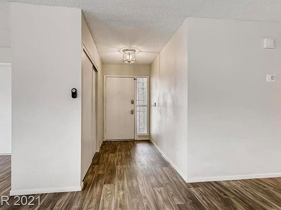 3rd image of 2956 Casa Mia Ln