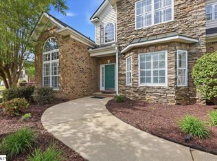 1 Braeburn Dr, Simpsonville, SC 29681