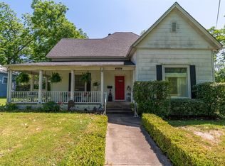 1607 Bonham St, Commerce, TX 75428