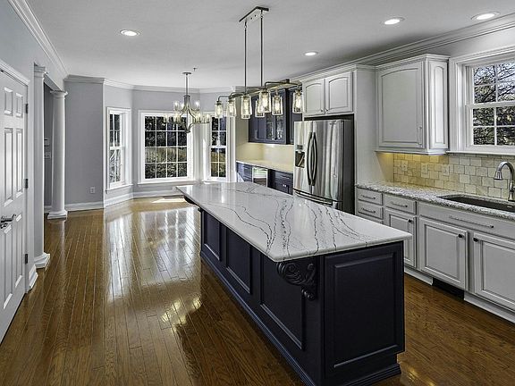 5th image of 9226 Mira Vista Ln