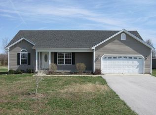 574 Hadley Loop Rd, Bowling Green, KY 42101