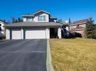 8516 Lassen Cir, Eagle River, AK 99577