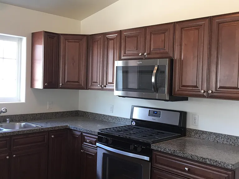 8122 E Snow Cave Cir — Photo 3