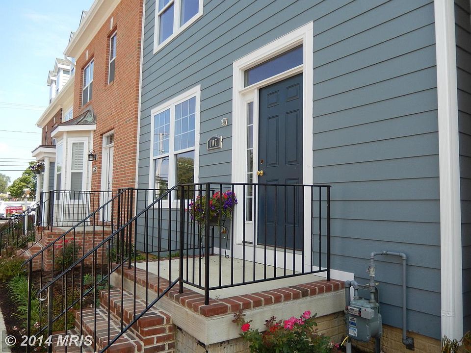 1st image of 107 Carraway Ln