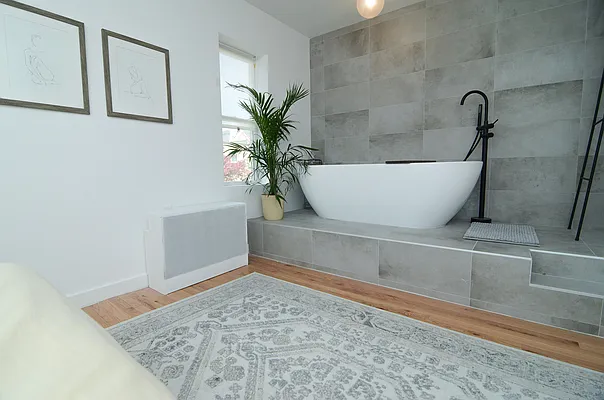 Rented by Muktar Barnes Umi | media 7